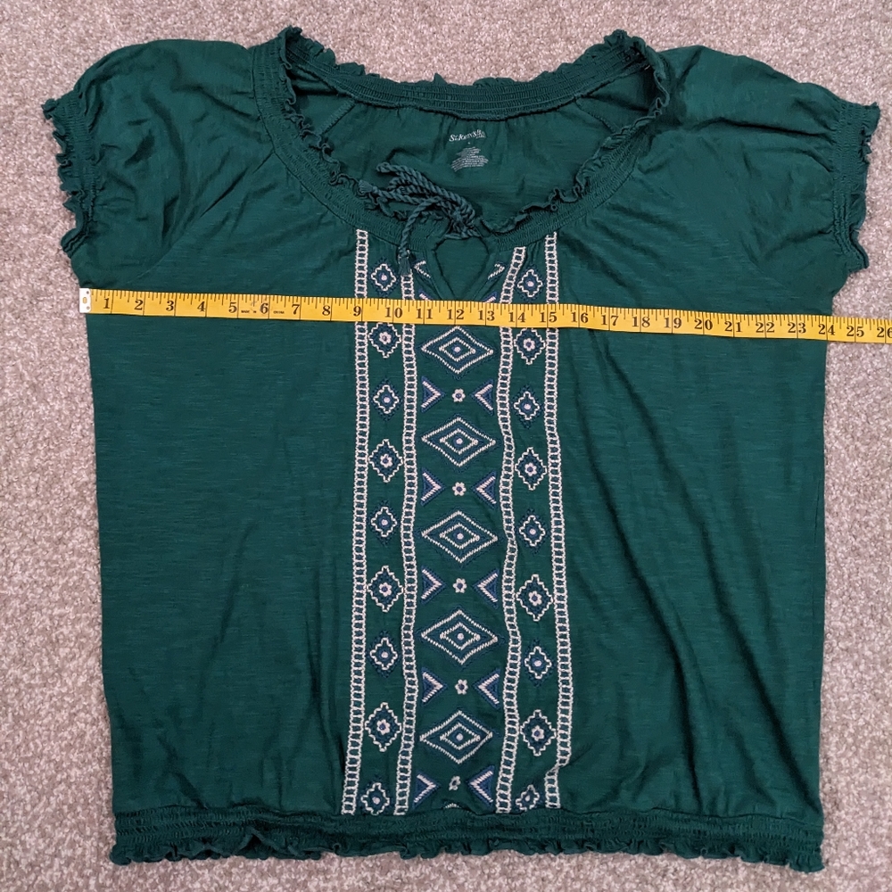 SOLD- St John's Bay 100% cotton embroidered short sleeve peasant blouse - Picture 10 of 11